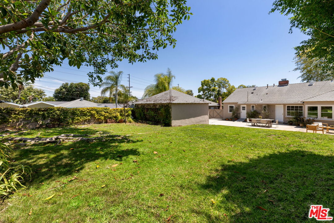 2244 Hillsboro Ave