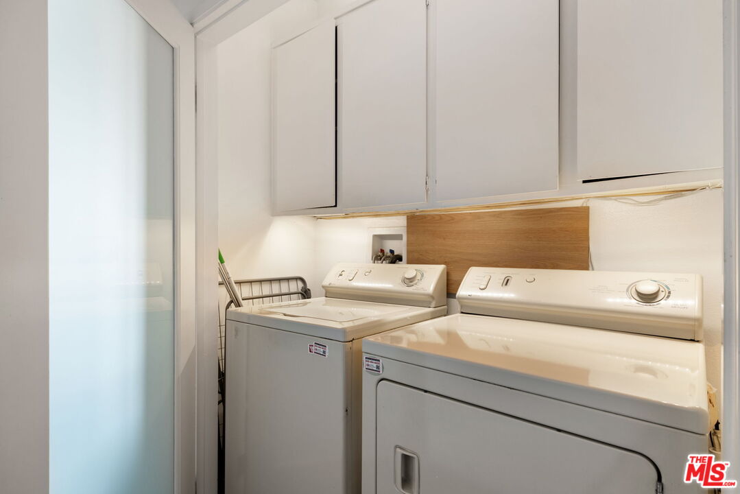 8455 Fountain Ave Unit: 301