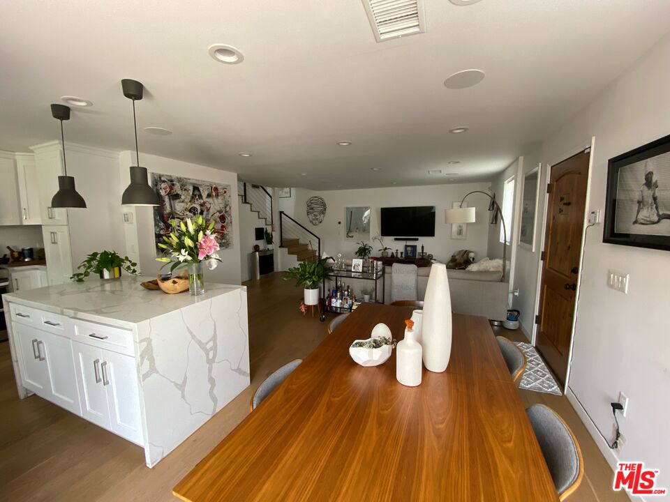 635 N Formosa Ave