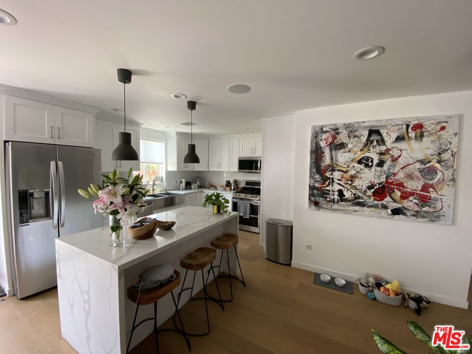 635 N Formosa Ave