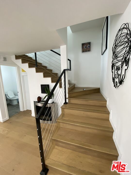 635 N Formosa Ave