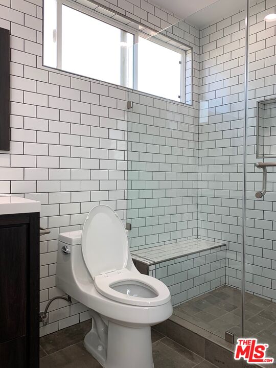 635 N Formosa Ave