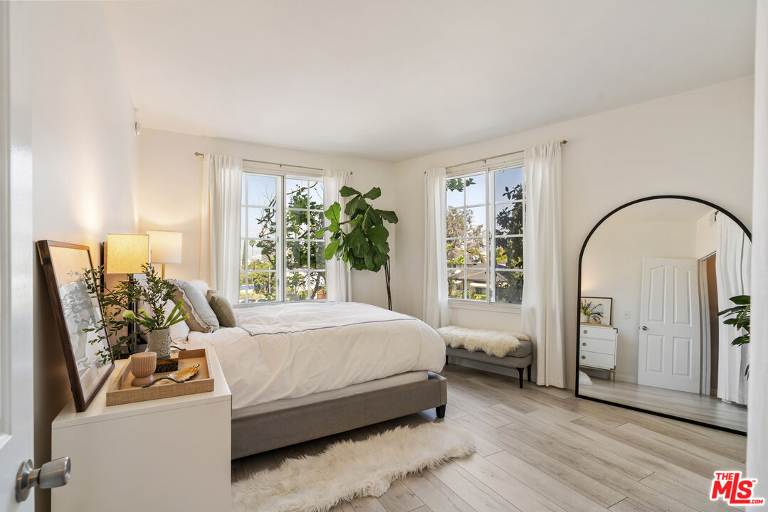 5848 W Olympic Blvd Unit: 102