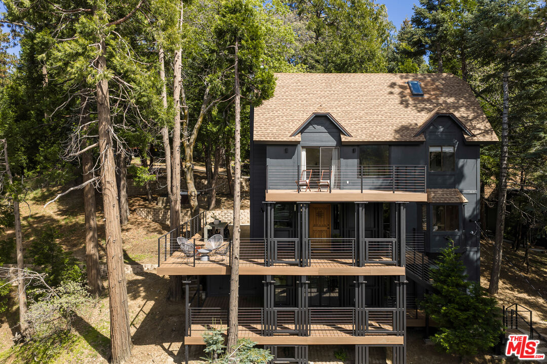 413 Cimarron Ln