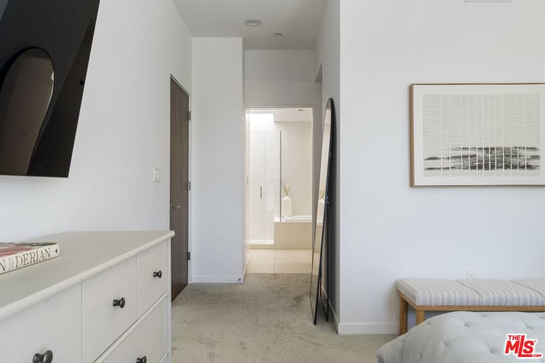 12504 Woodbridge St Unit: 402