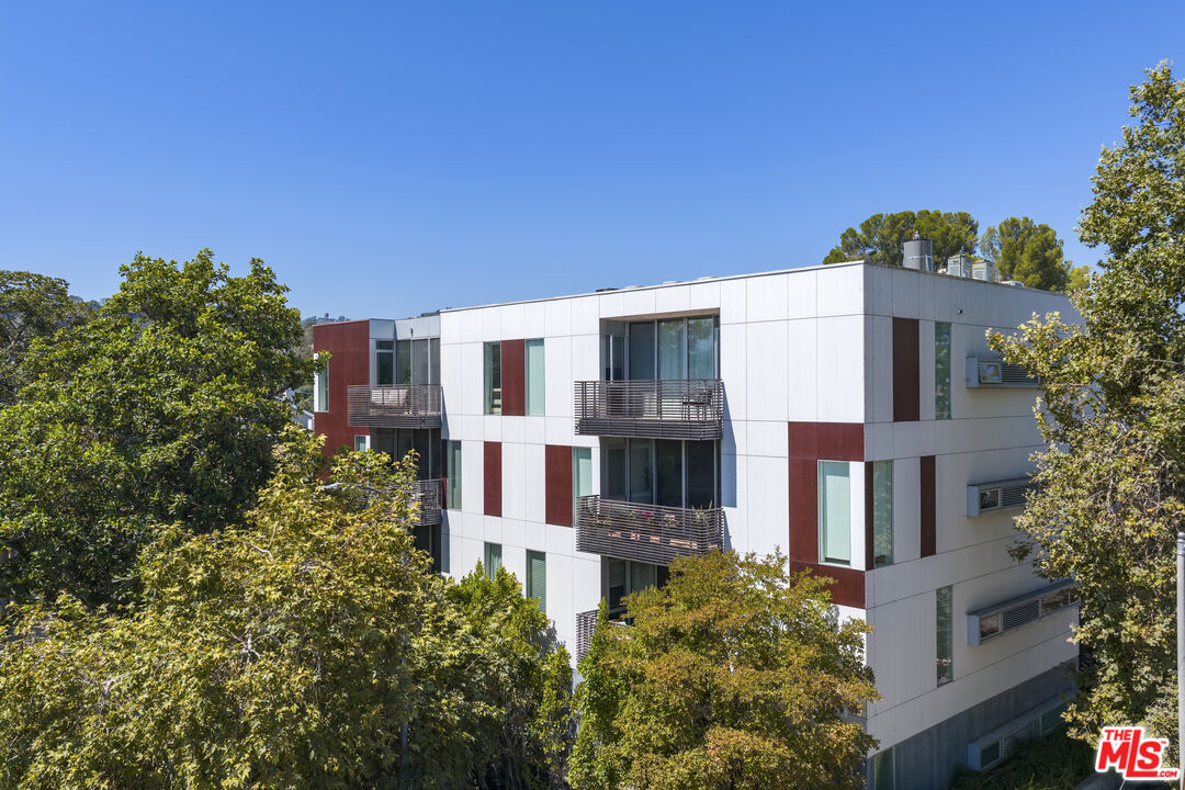 12504 Woodbridge St Unit: 402