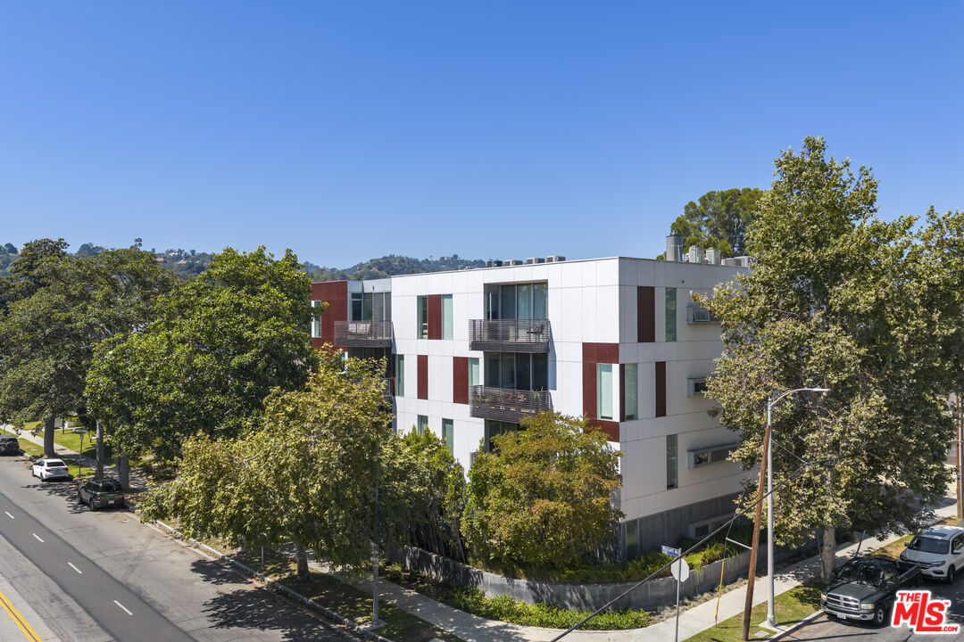 12504 Woodbridge St Unit: 402