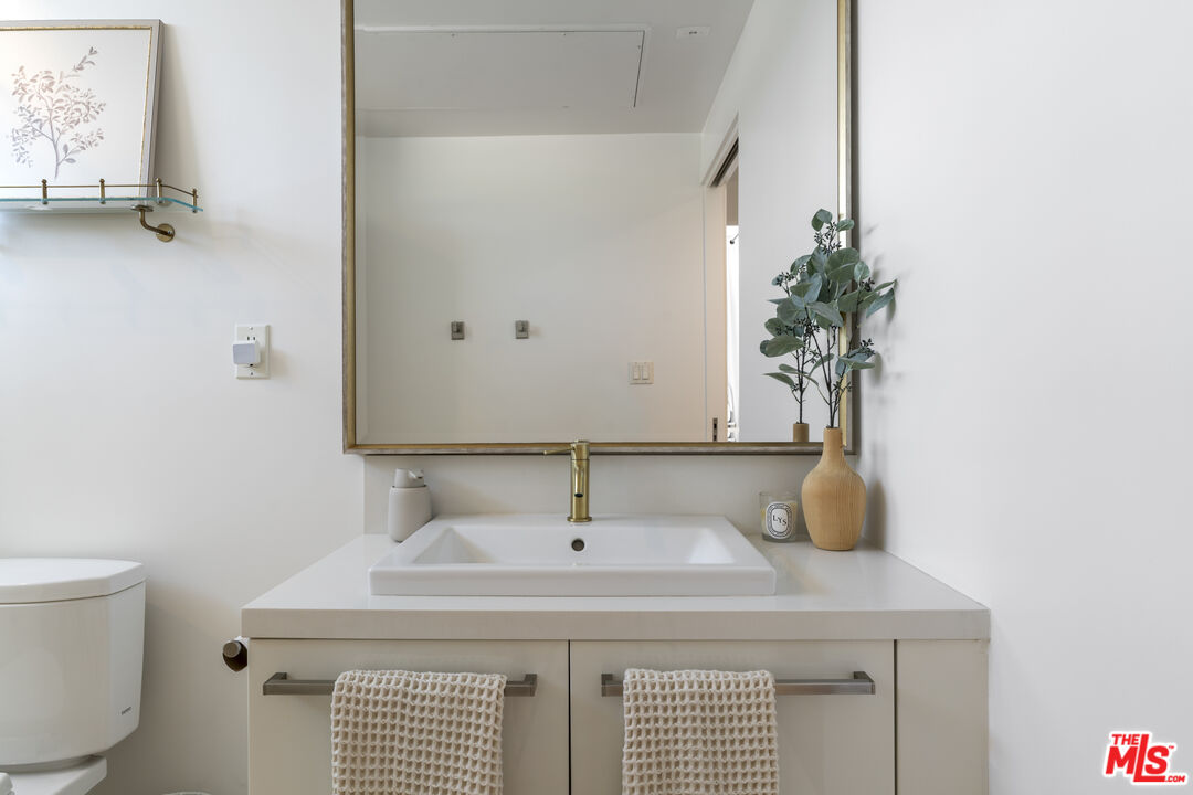 12504 Woodbridge St Unit: 402
