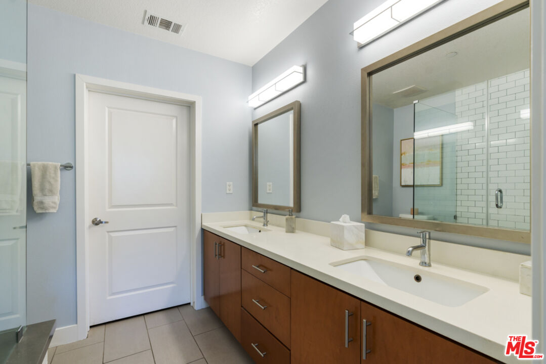 13337 Beach Ave Unit: 106
