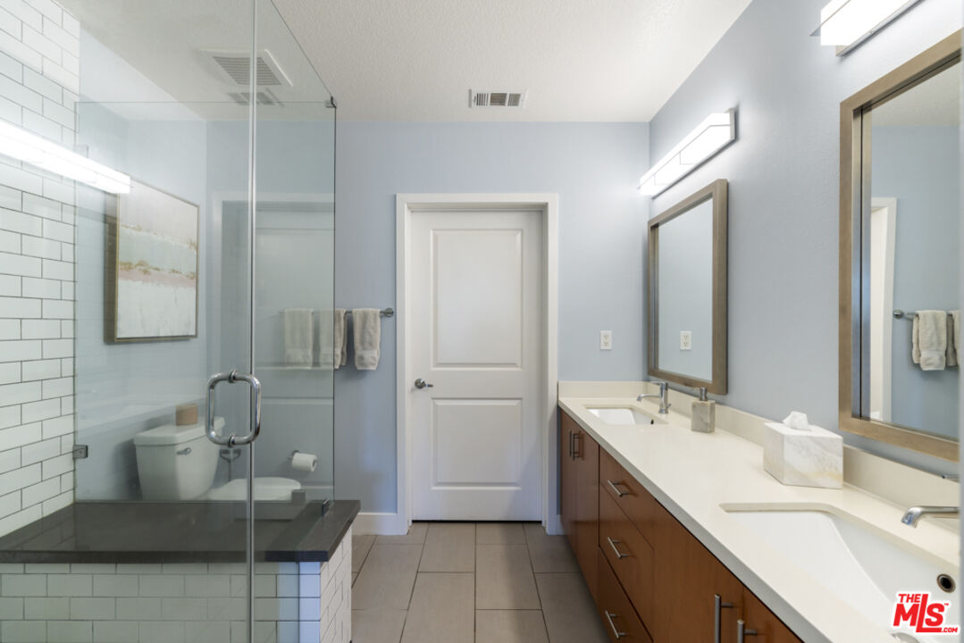13337 Beach Ave Unit: 106