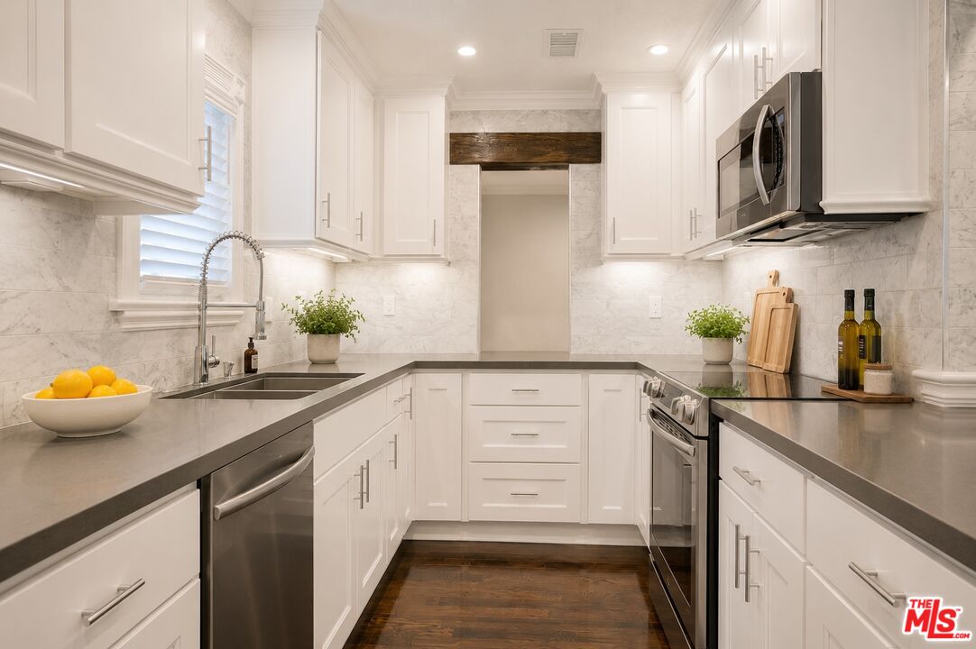 1118 S Cardiff Ave Unit: 1