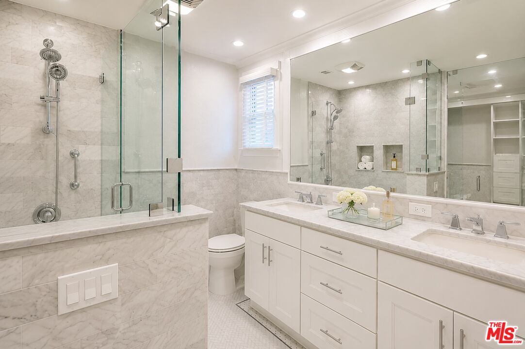 1118 S Cardiff Ave Unit: 1