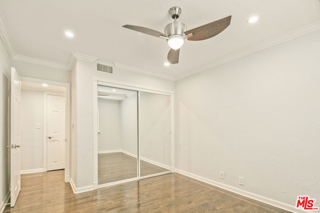 1118 S Cardiff Ave Unit: 1