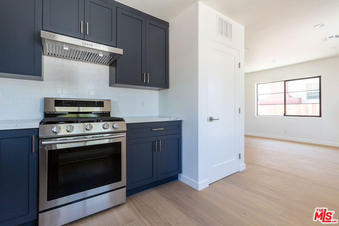 3304 Casitas Ave