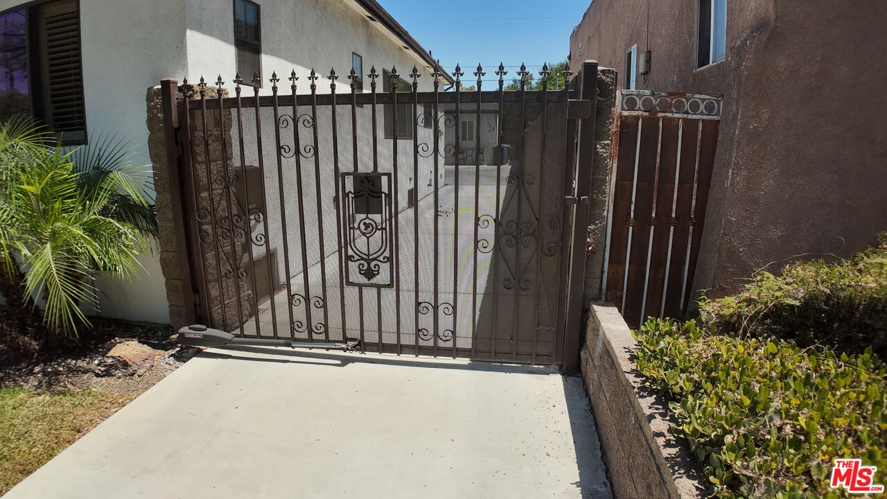 7810 La Salle Ave