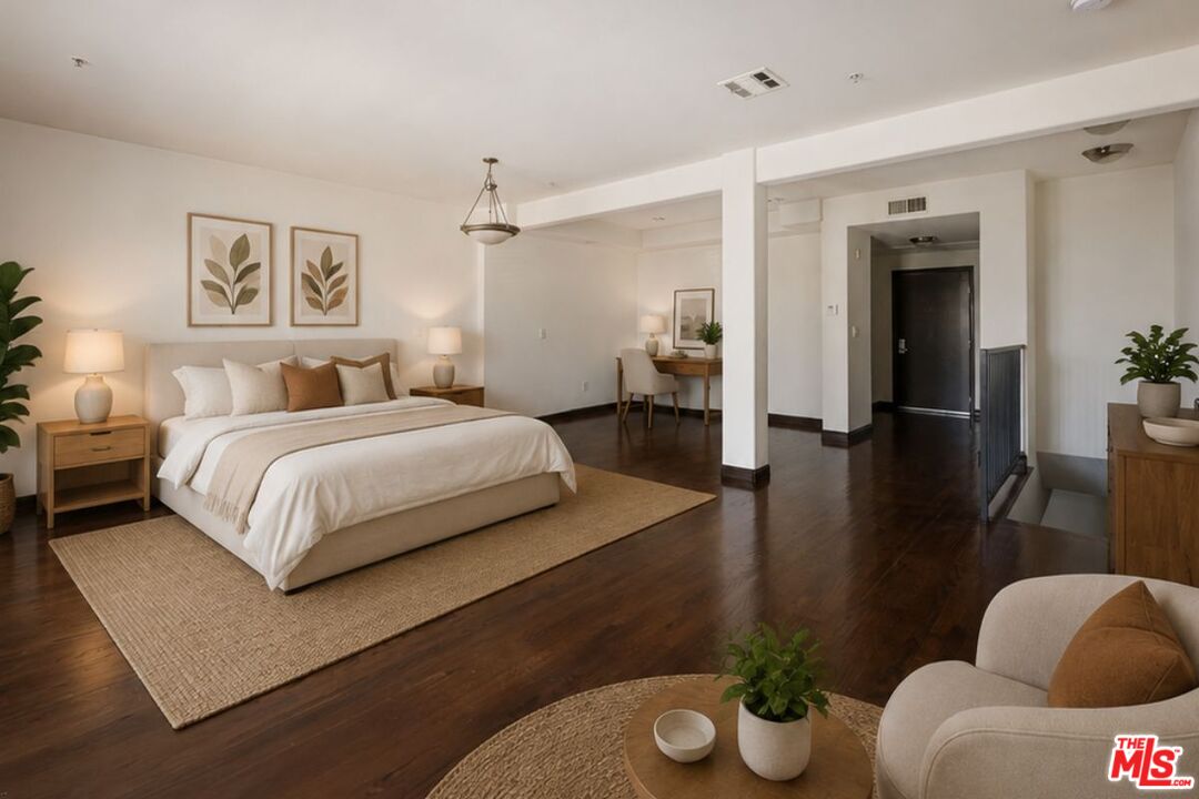360 W Avenue 26 Unit: 100