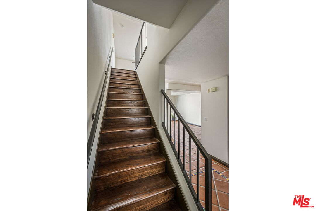 360 W Avenue 26 Unit: 100