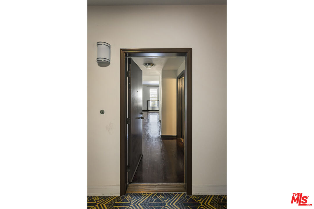 360 W Avenue 26 Unit: 100