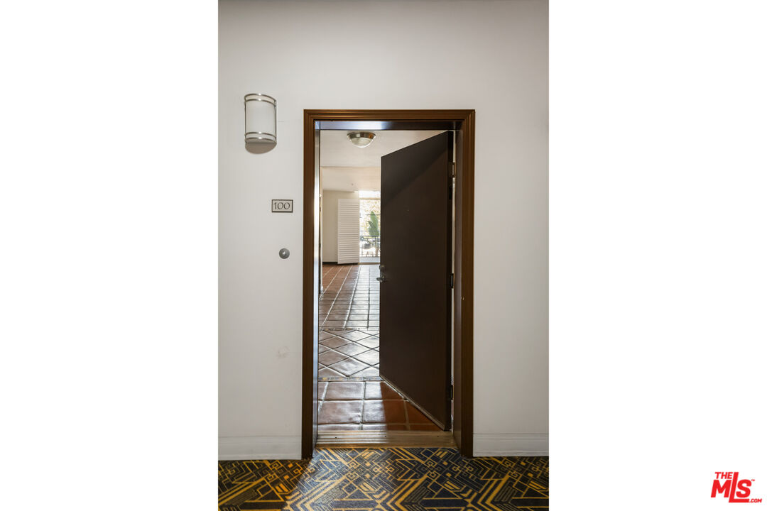 360 W Avenue 26 Unit: 100