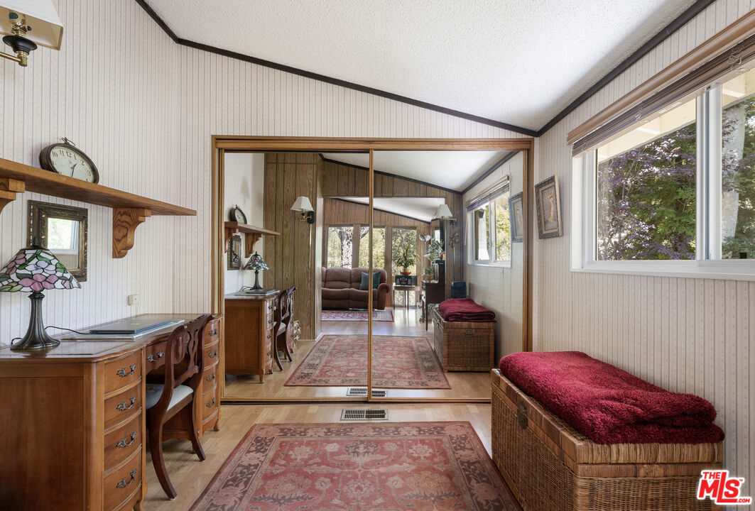54 Robin Hood Pl