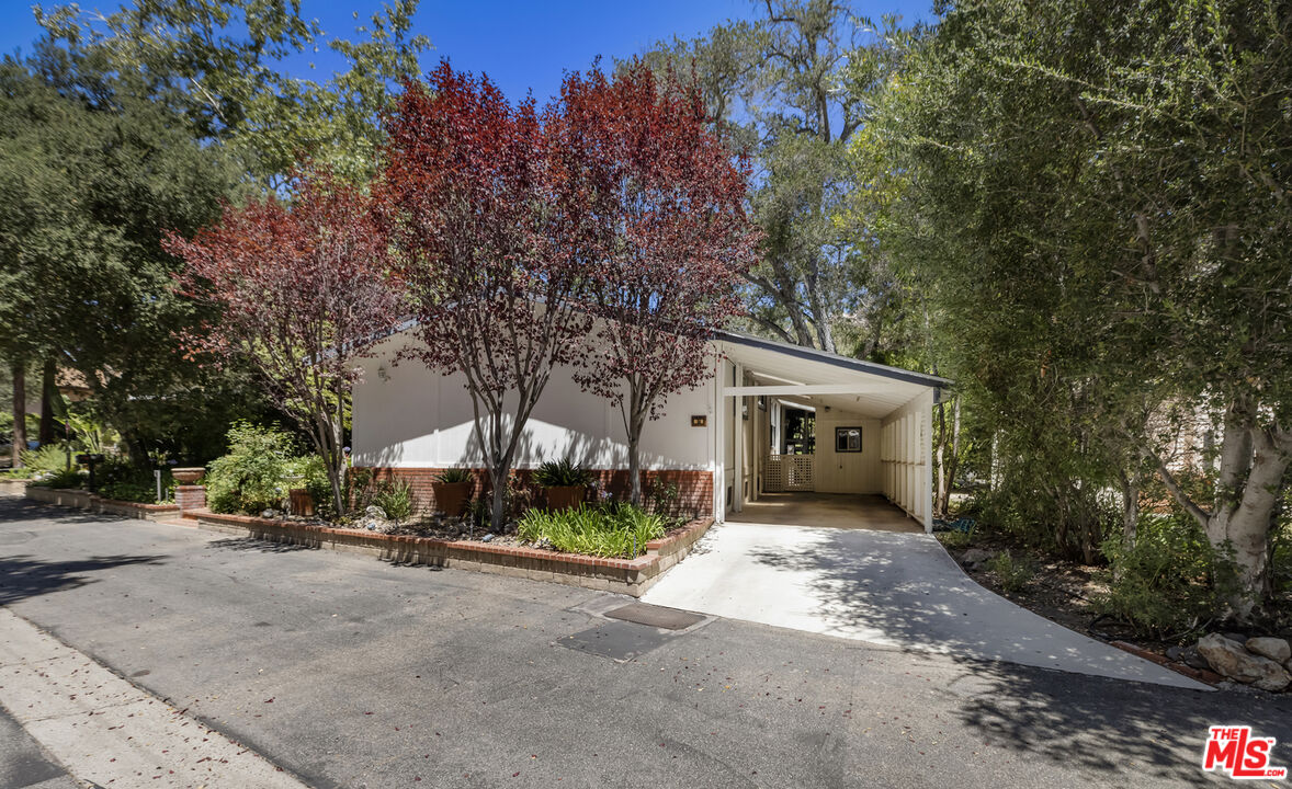 54 Robin Hood Pl