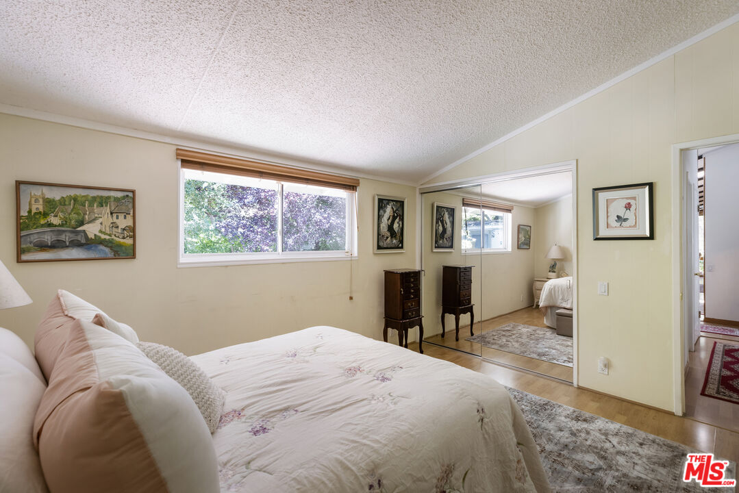 54 Robin Hood Pl