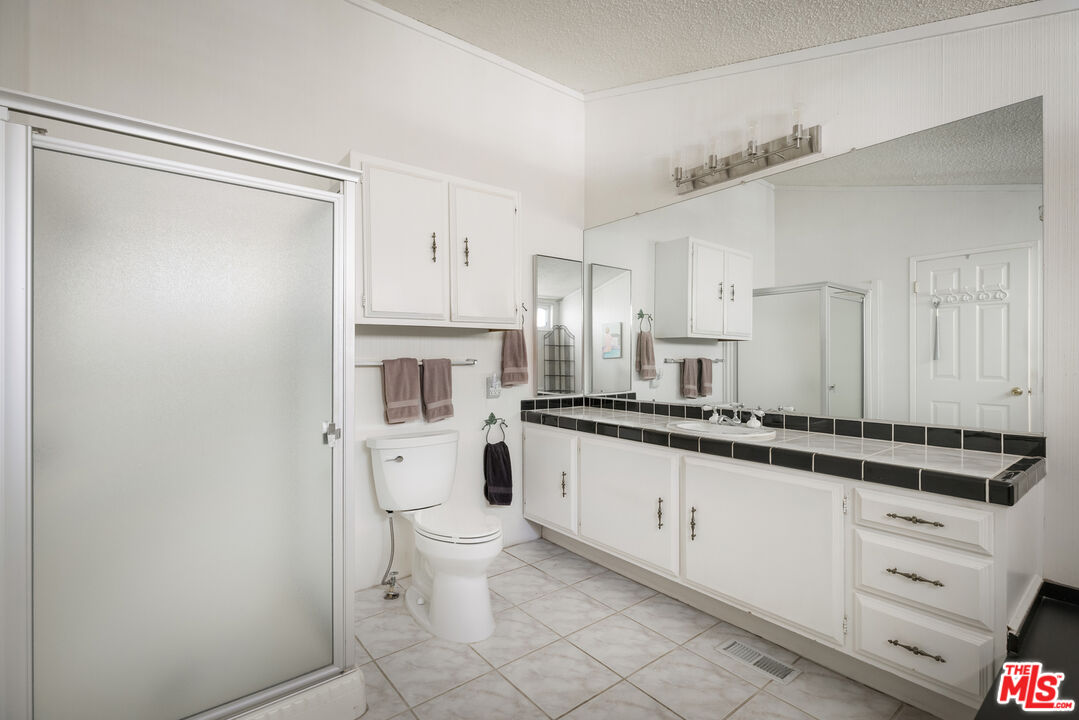 54 Robin Hood Pl