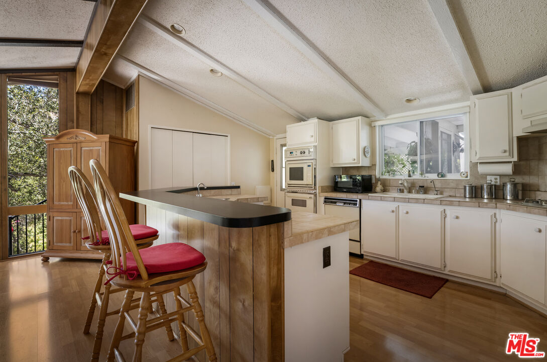 54 Robin Hood Pl