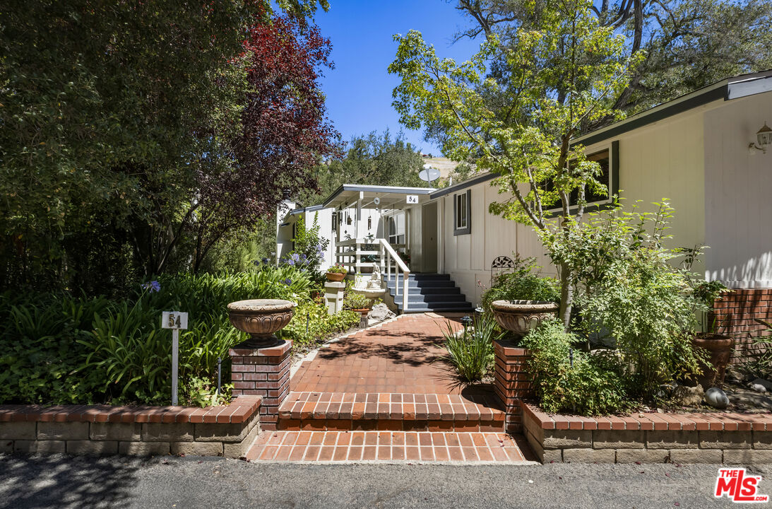 54 Robin Hood Pl