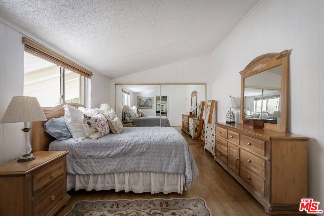 54 Robin Hood Pl