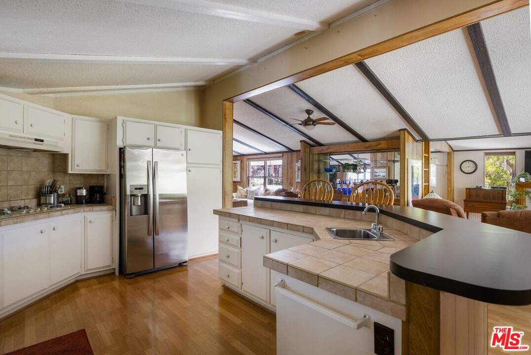 54 Robin Hood Pl