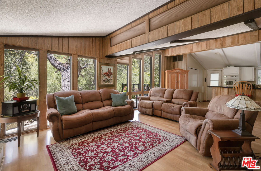 54 Robin Hood Pl