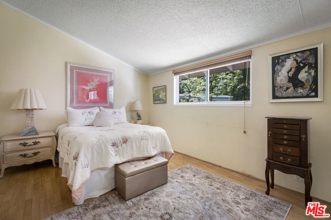 54 Robin Hood Pl