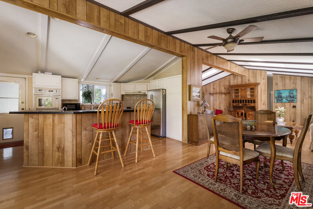54 Robin Hood Pl