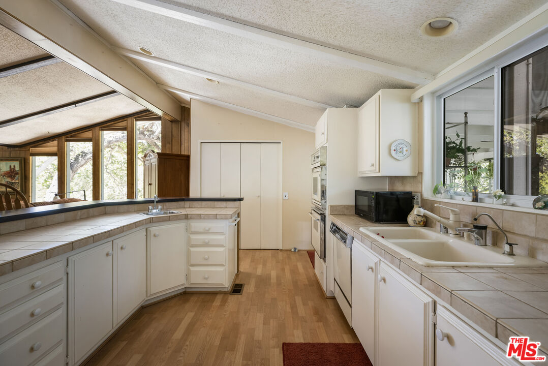54 Robin Hood Pl