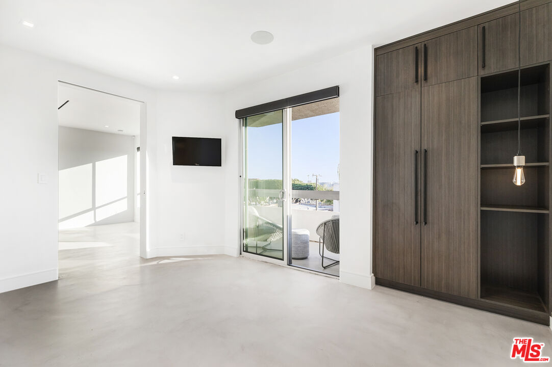 8960 Cynthia St Unit: 116