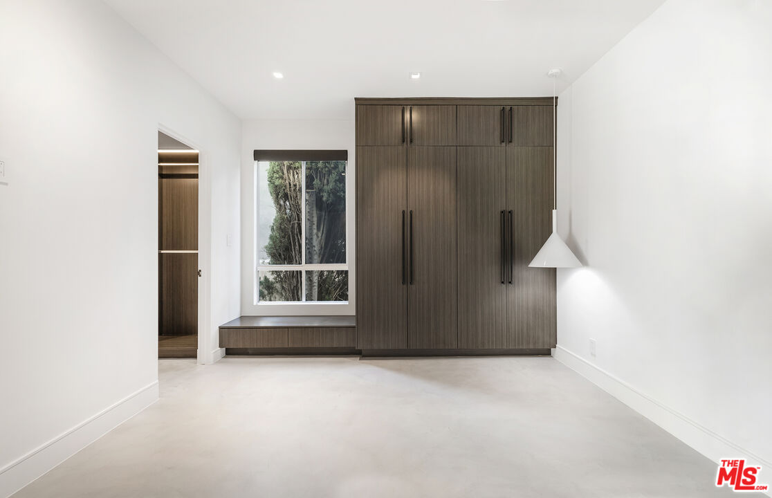 8960 Cynthia St Unit: 116