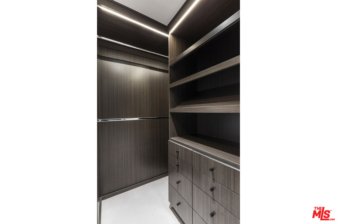 8960 Cynthia St Unit: 116