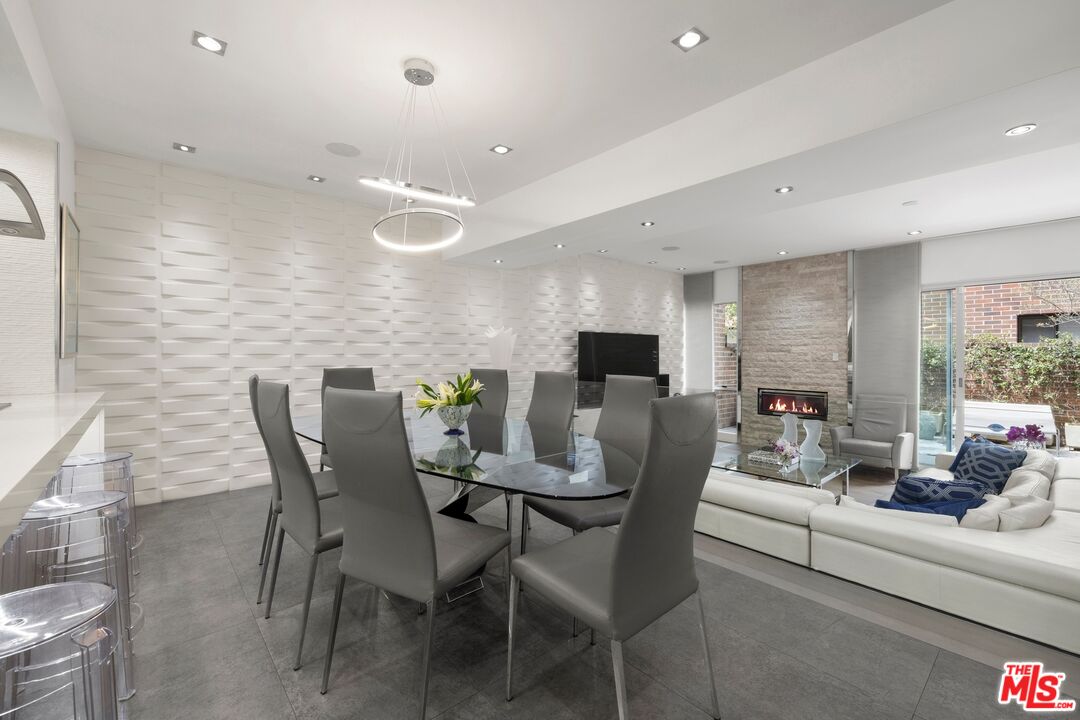 9305 Burton Way Unit: A