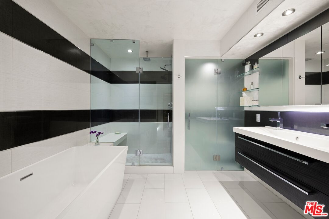 9305 Burton Way Unit: A