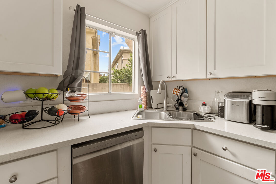 14422 Terra Bella St Unit: A