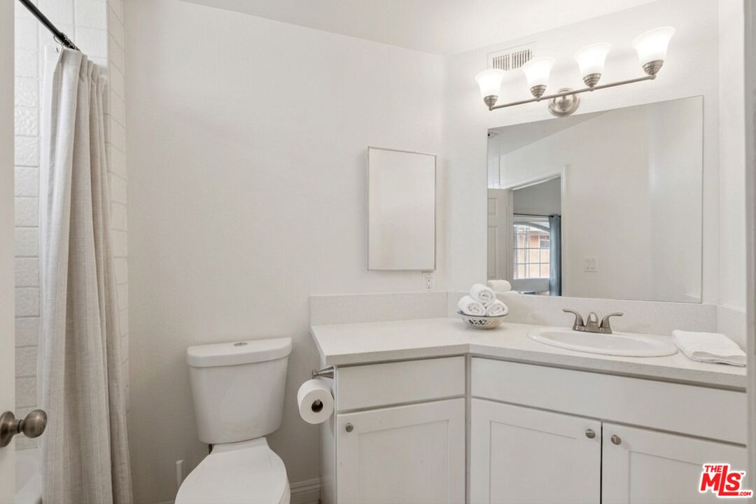 14422 Terra Bella St Unit: A