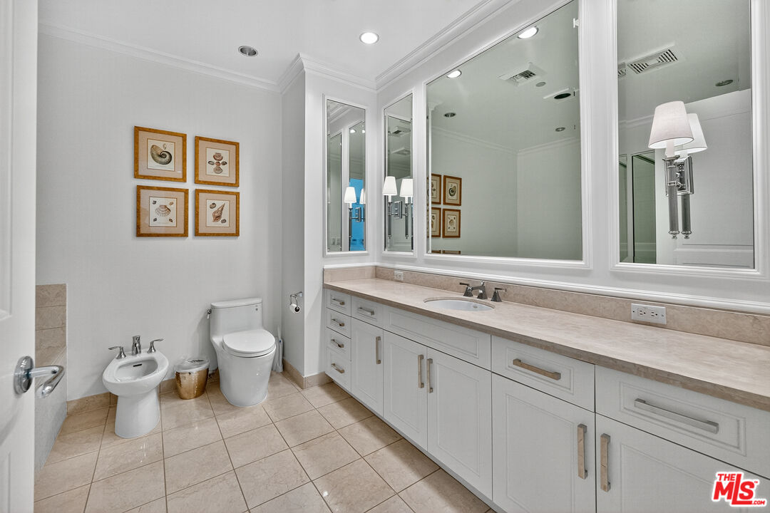 10727 Wilshire Blvd Unit: 1802