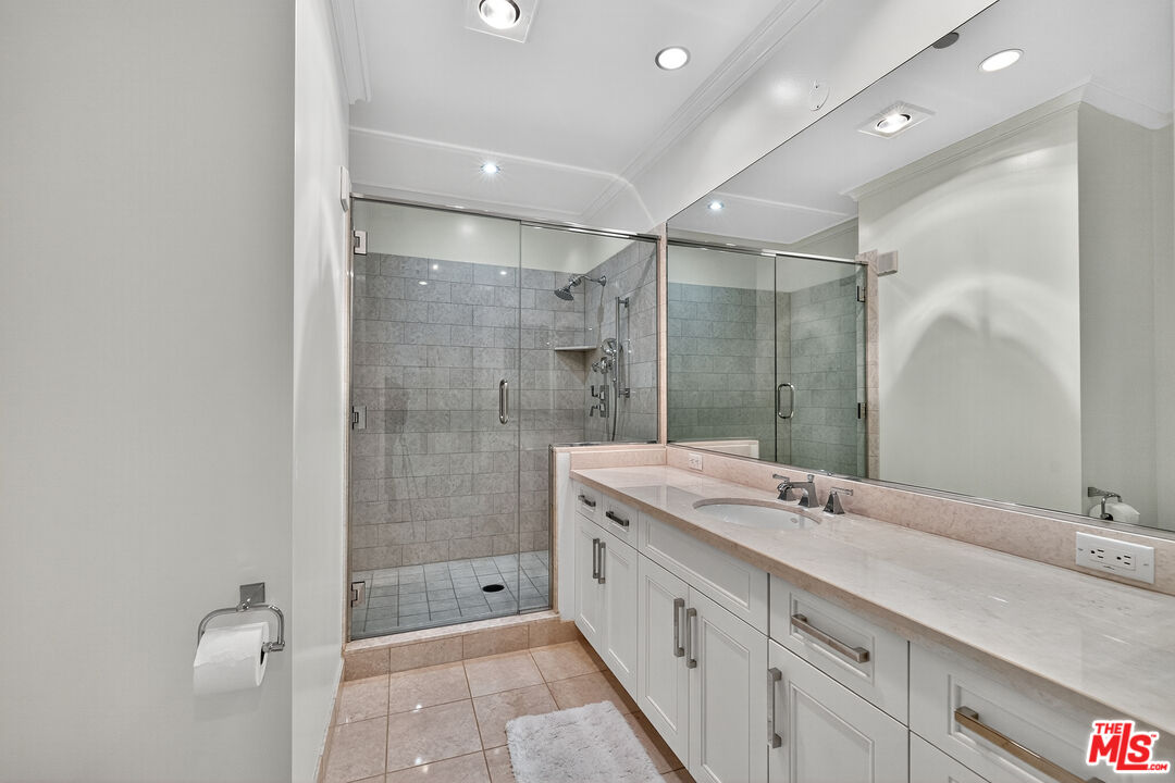 10727 Wilshire Blvd Unit: 1802