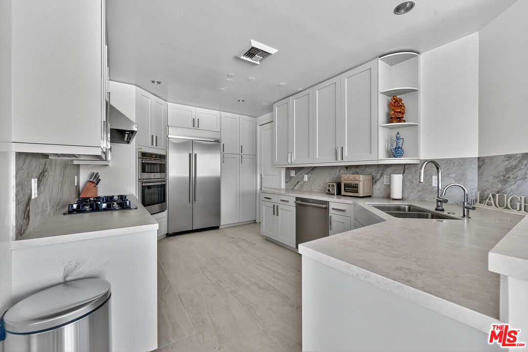 10727 Wilshire Blvd Unit: 1802