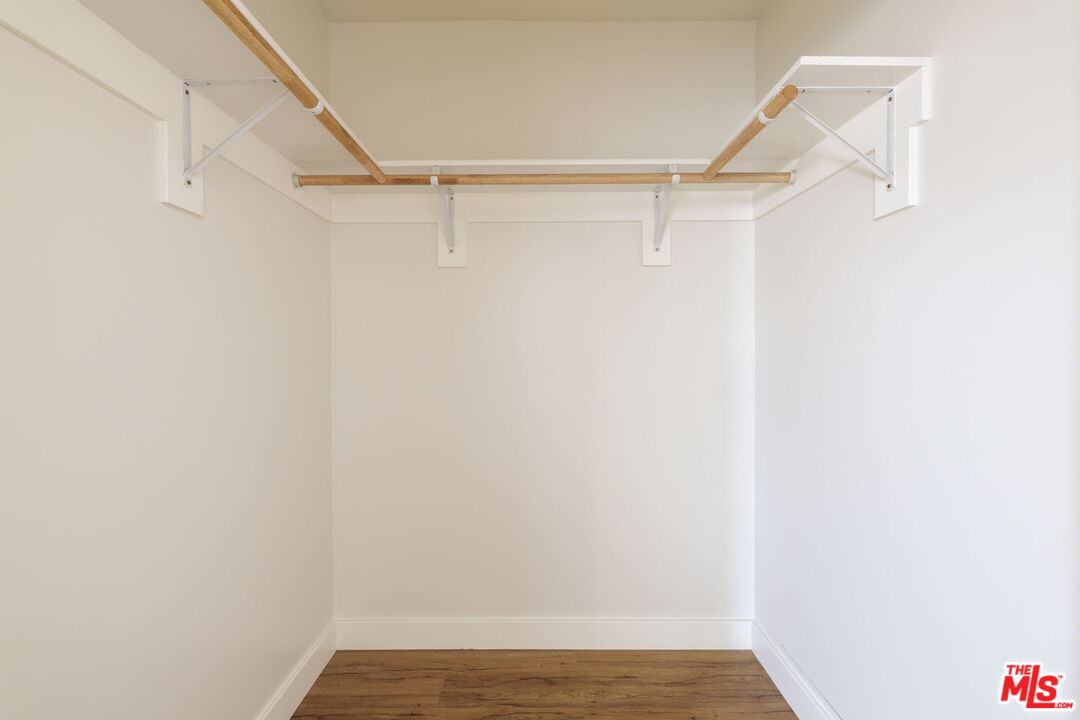 727 N La Fayette Park Pl Unit: 2