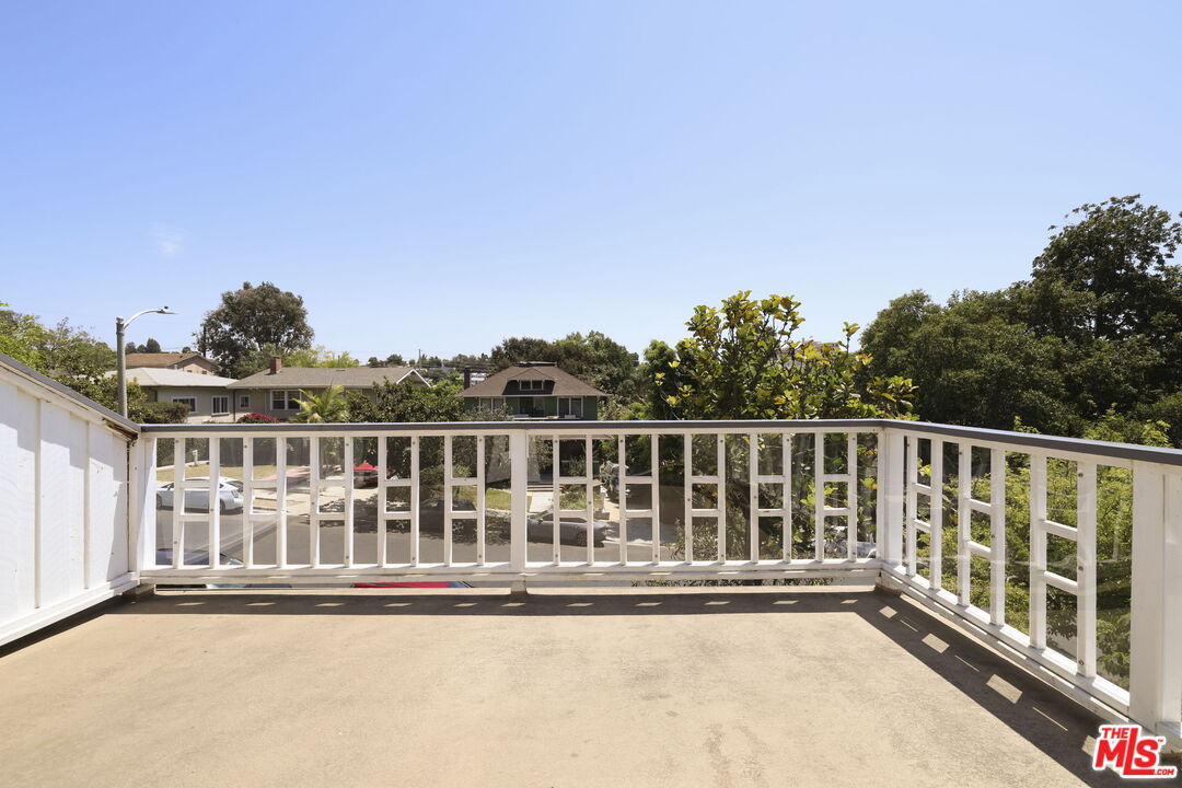727 N La Fayette Park Pl Unit: 2