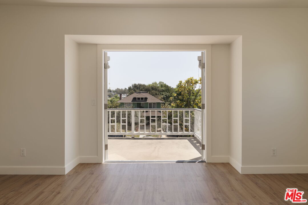 727 N La Fayette Park Pl Unit: 2