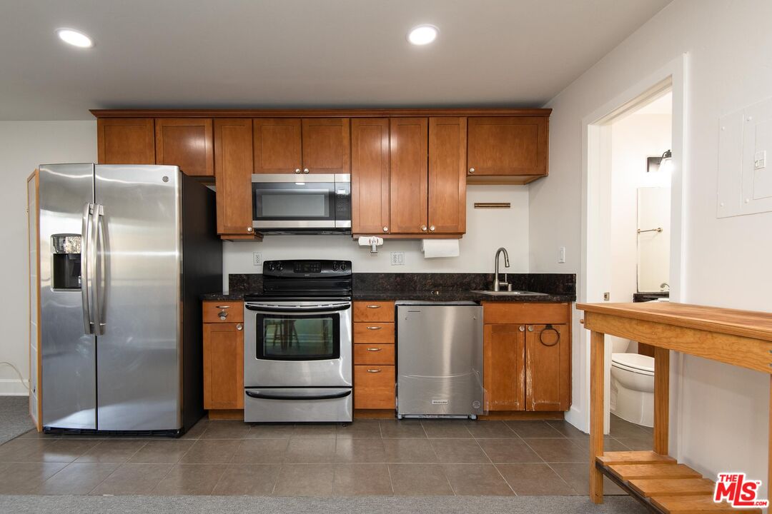 10982 Roebling Ave Unit: 347