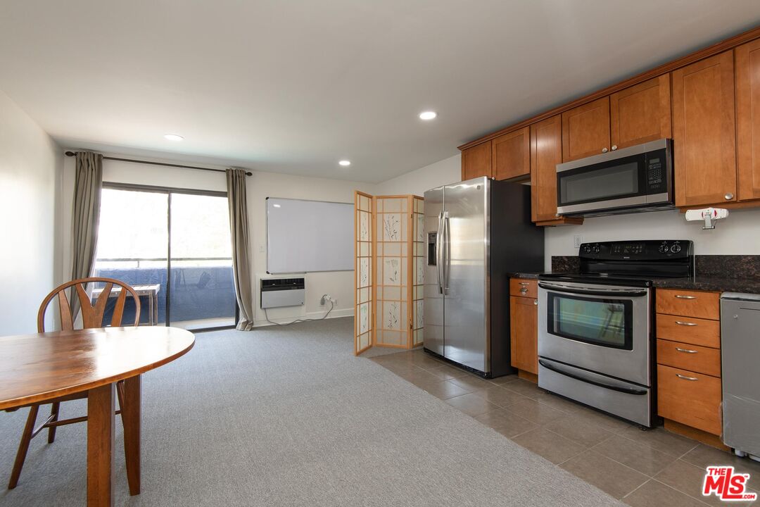 10982 Roebling Ave Unit: 347